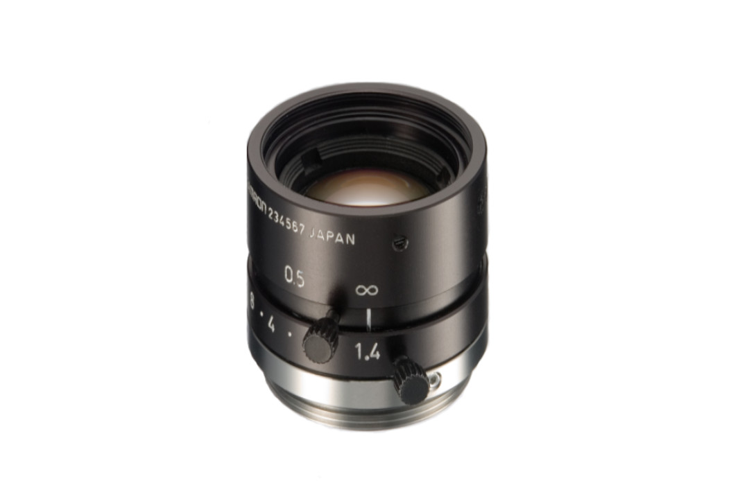 1/1.8 Megapixel Lens M118FM16 mount: C Size: 1/1.8 Aperture: 1,4 - 16 Filter size: M25,5