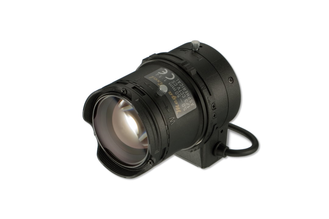 CS-Mount Megapixel Vari-Focal  Lens  1/3"  5-50mm F/1.4, DC